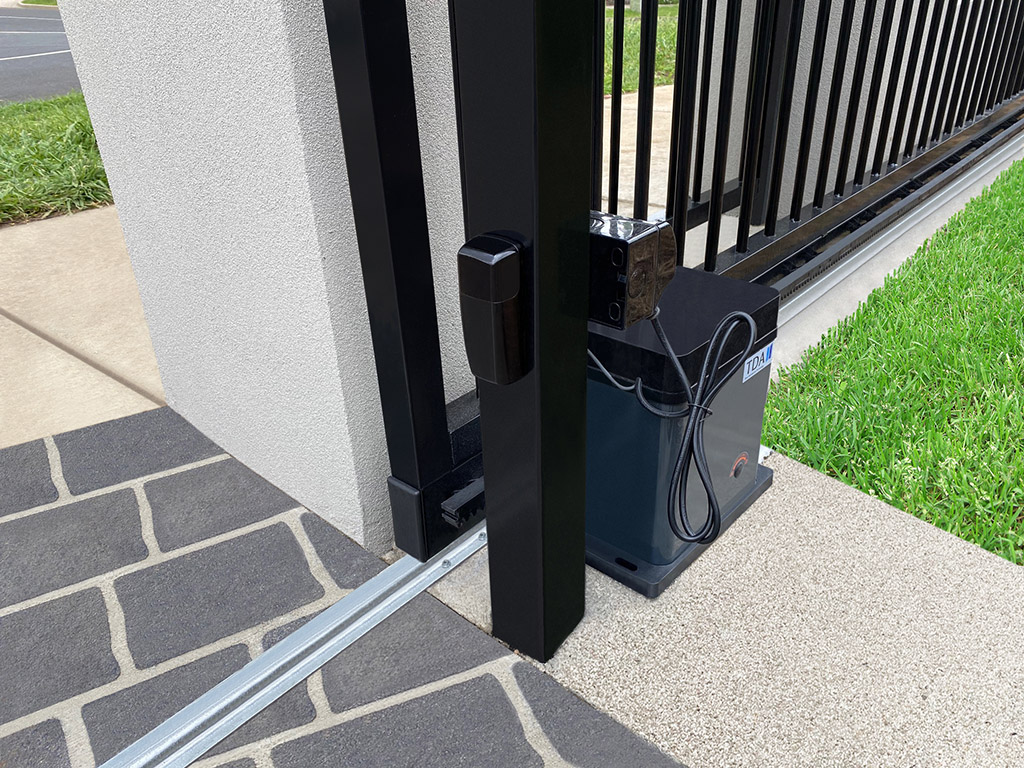 DKC301DC - Sliding Gate Opener Low Voltage Kit - up to 500kg - Image 12